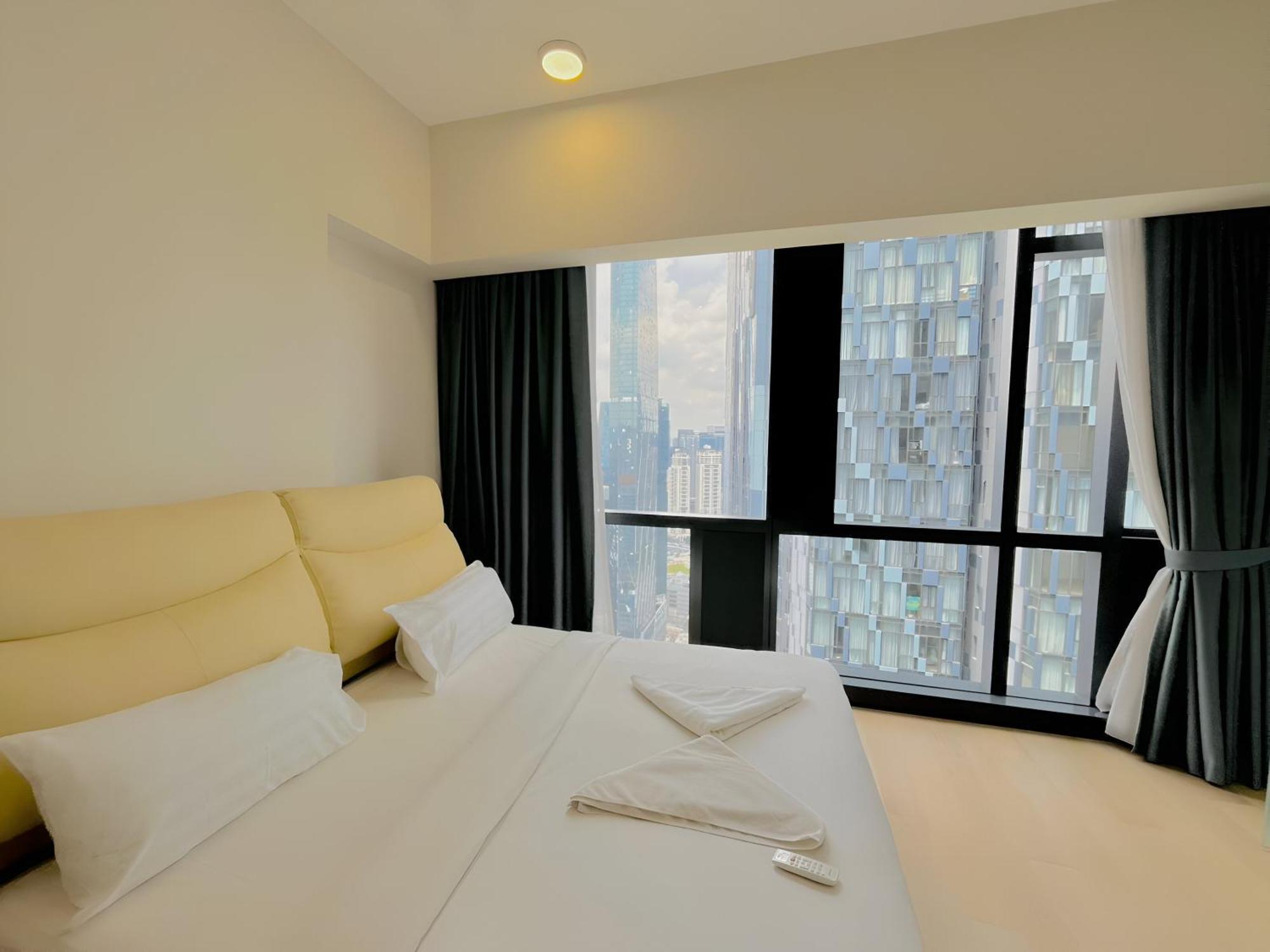By Star Residences Apartemen