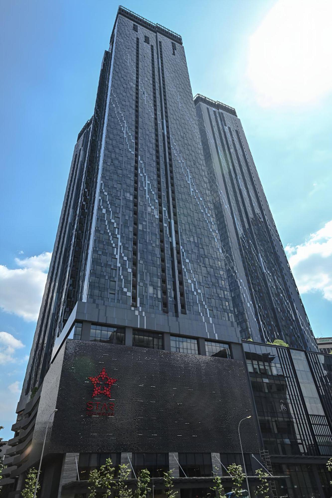 By Star Residences Apartment *